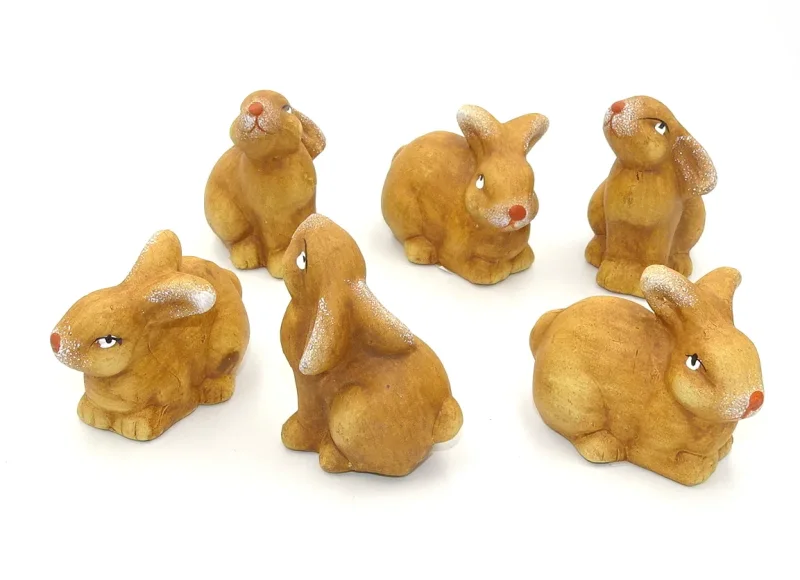 kleiner Dekohase klassisch sitzend